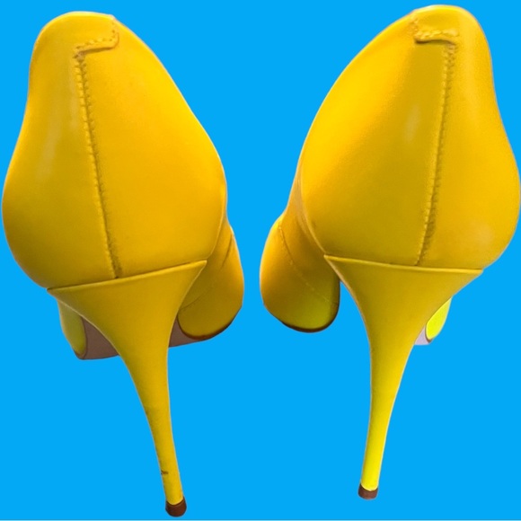 Steve Madden heels - Picture 3 of 4